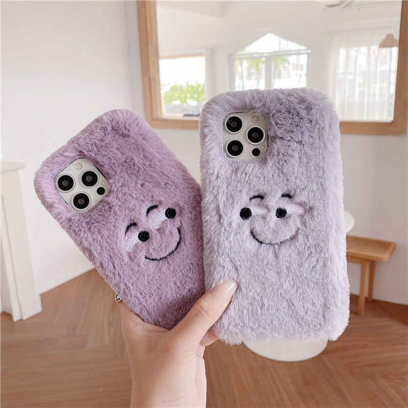 Case Fluffly de Pelúcia sorridente para Iphone